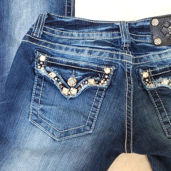 💙 MISS ME BOOT JEANS 💙 - Picture 2 of 11